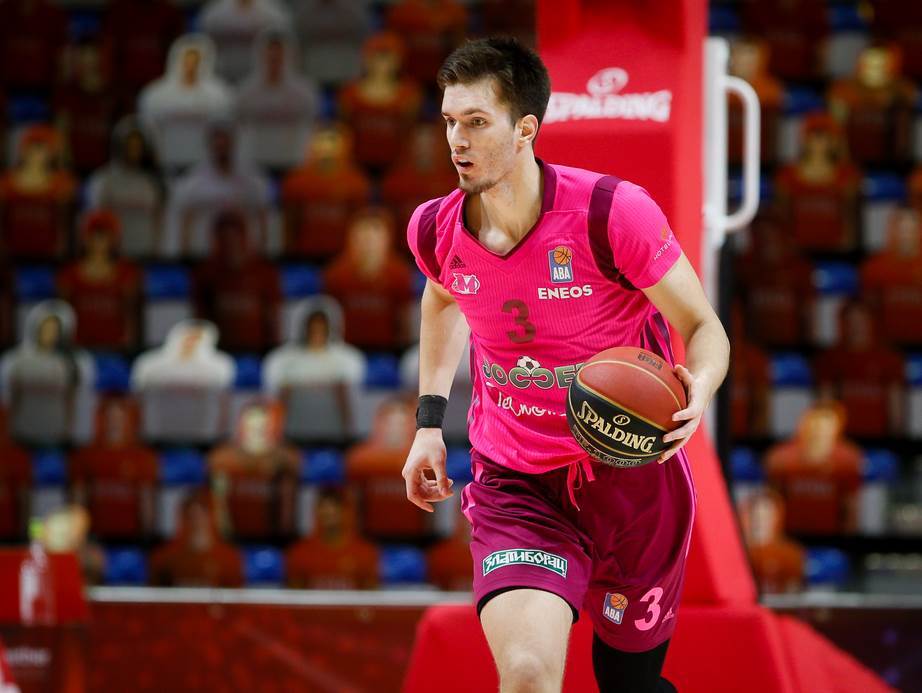  Filip Petrušev ostaje u Evropi, još ne ide u NBA ligu 