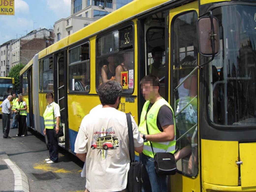  Kontrola maski u gradskom prevozu u Beogradu 