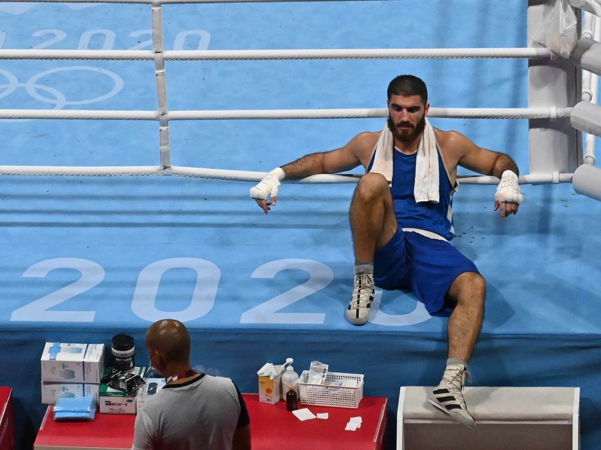  Murad Alijev divljao po ringu zbog diskvalifikacije 