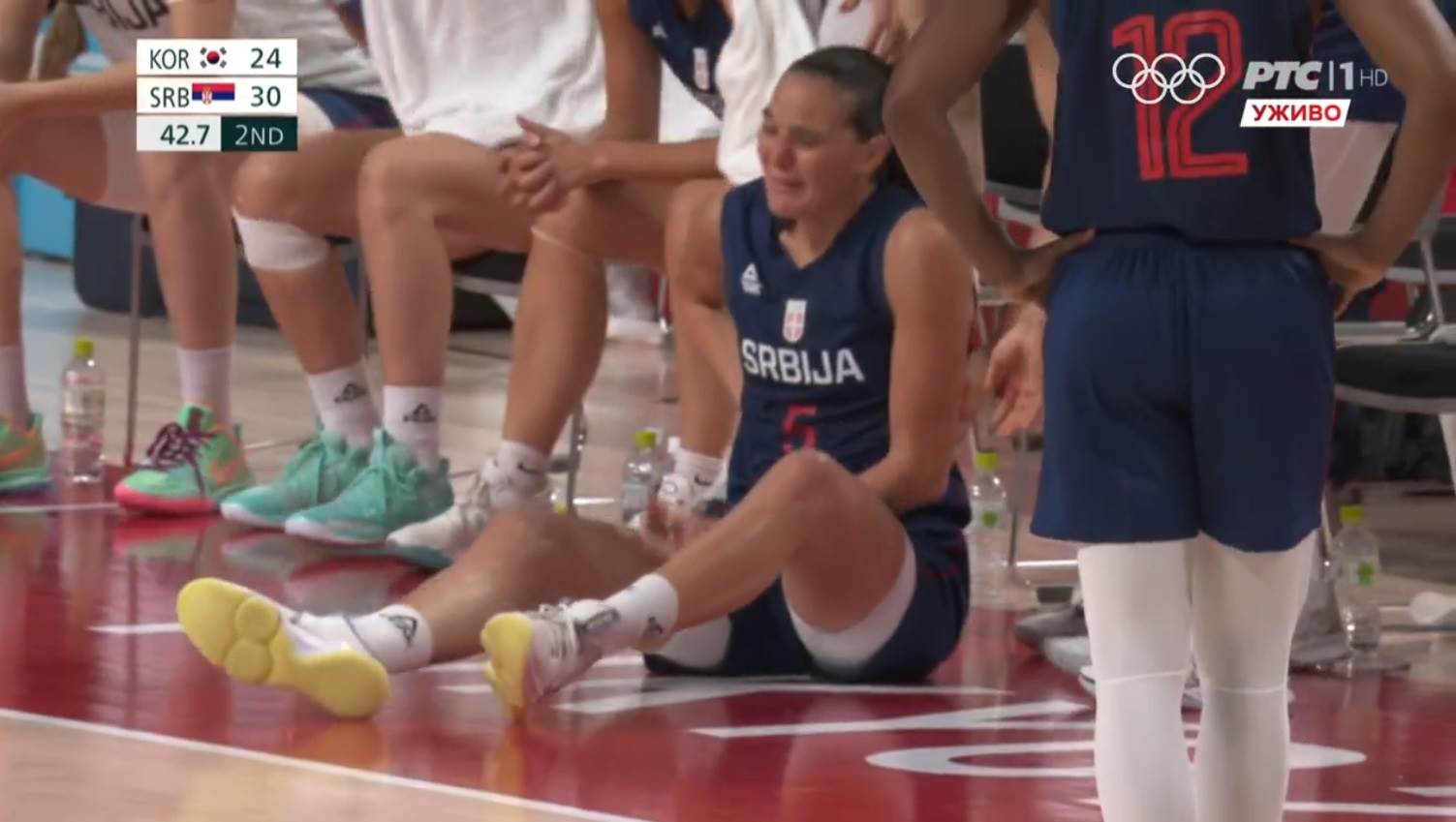  Sonja Vasić u suzama izašla sa terena 