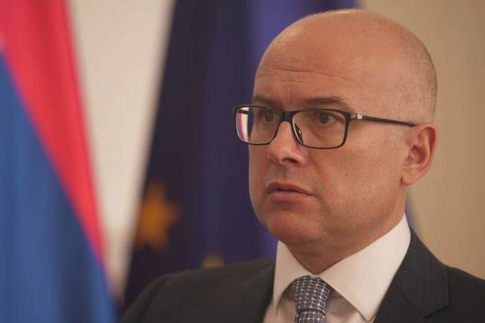  Gradonačelnik Novog Sada Miloš Vučević posetio je „Bunjevačku kuću“ 
