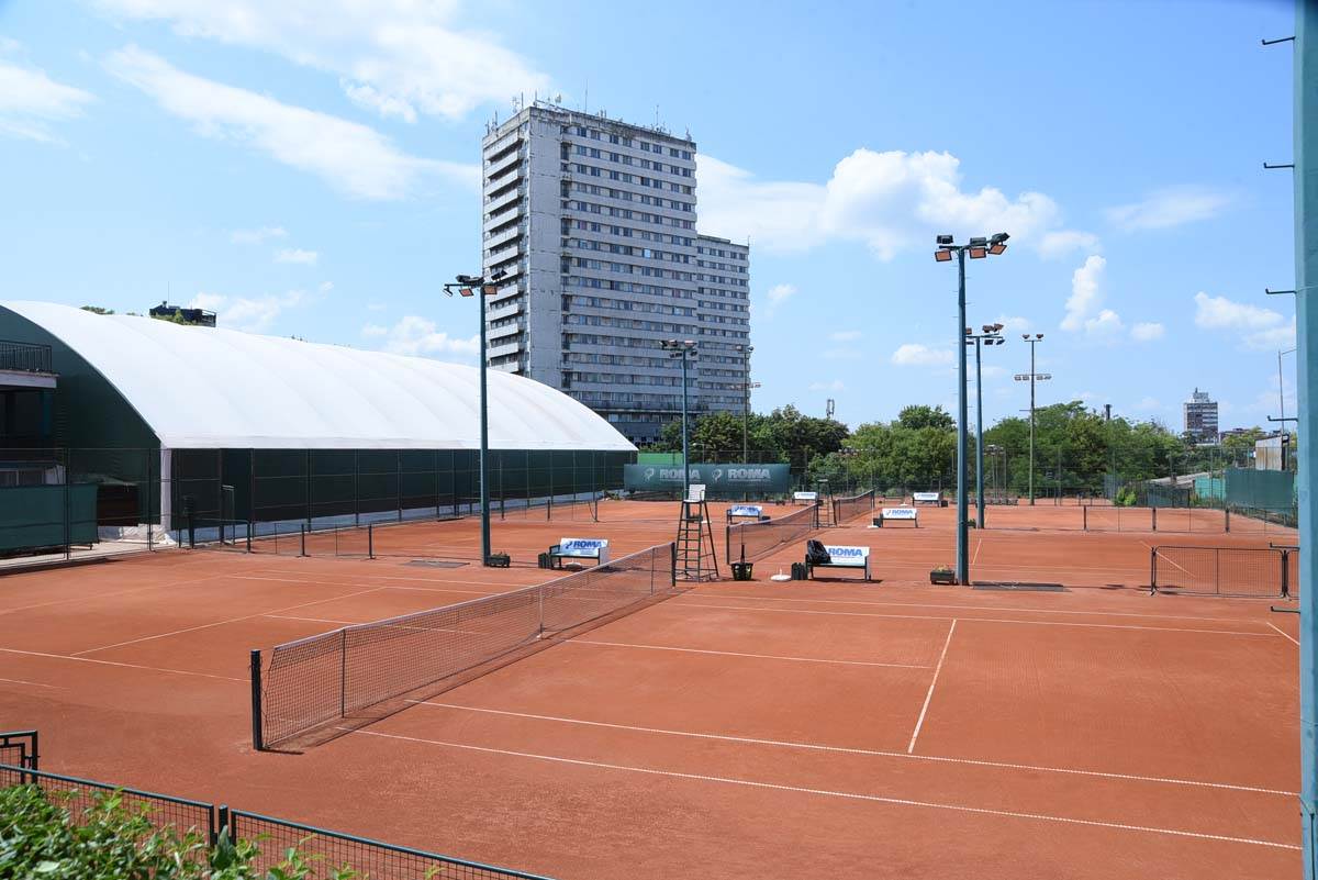 Besplatna škola tenisa Mozzart 