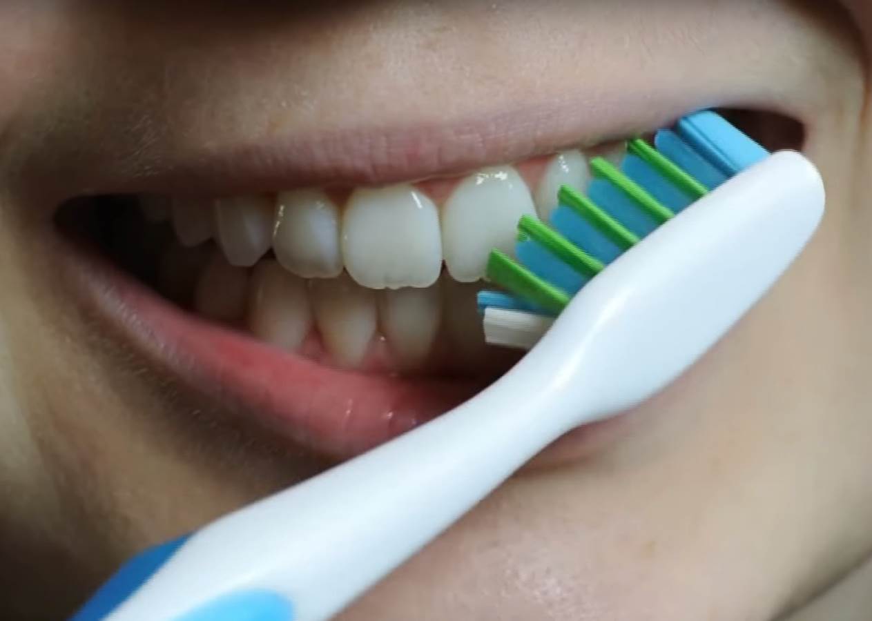  Da li se zubi peru pre ili posle jela 
