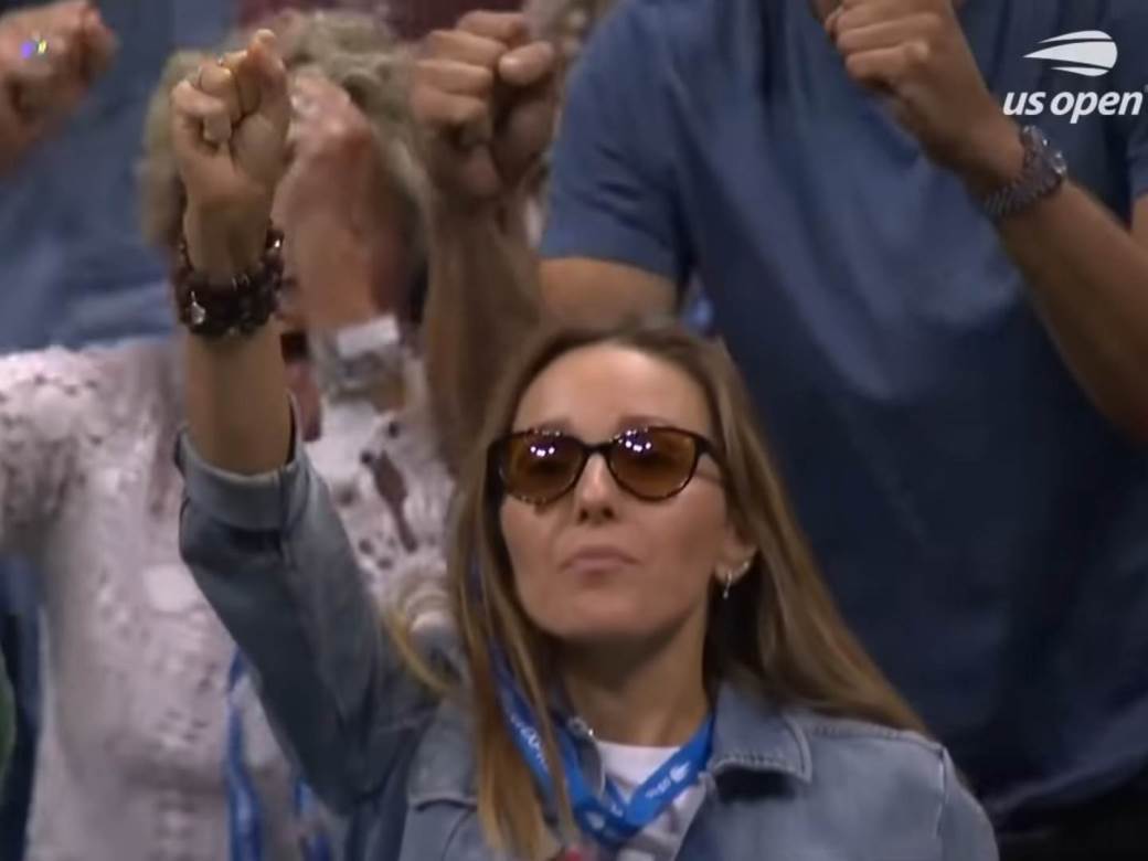  Jelena slavi poen Novaka Đokovića na US Openu 