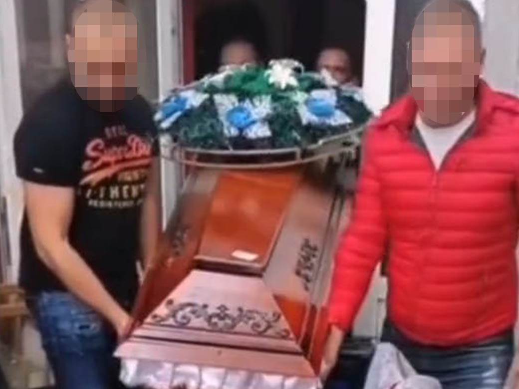  Snimak slavlja sa mrtvačkim kovčegom šokirao Srbiju 