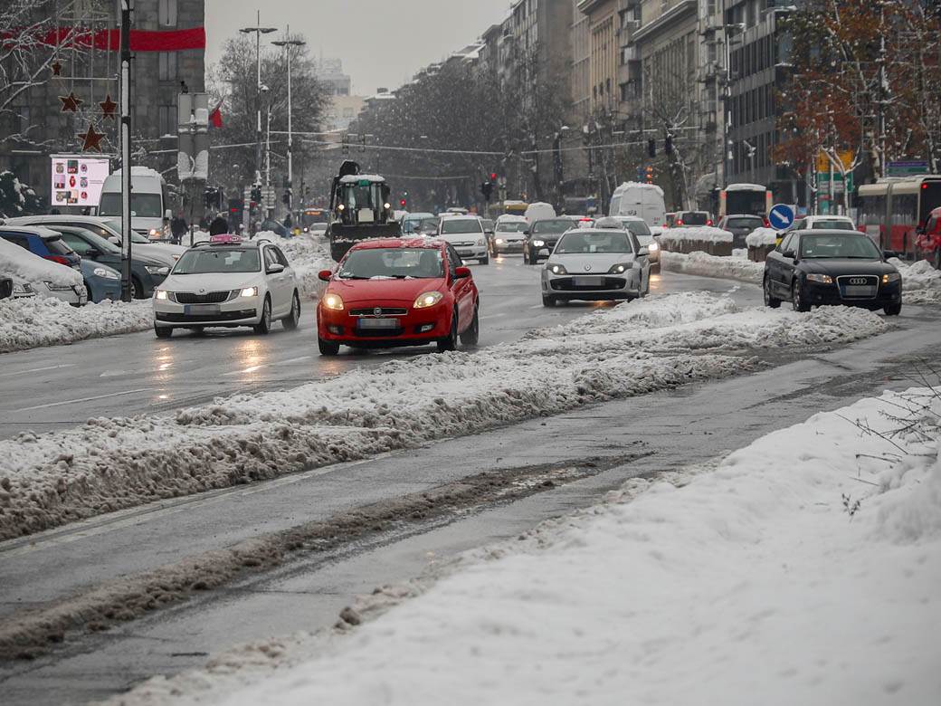  Najčešće greške vozača u zimskoj vožnji 