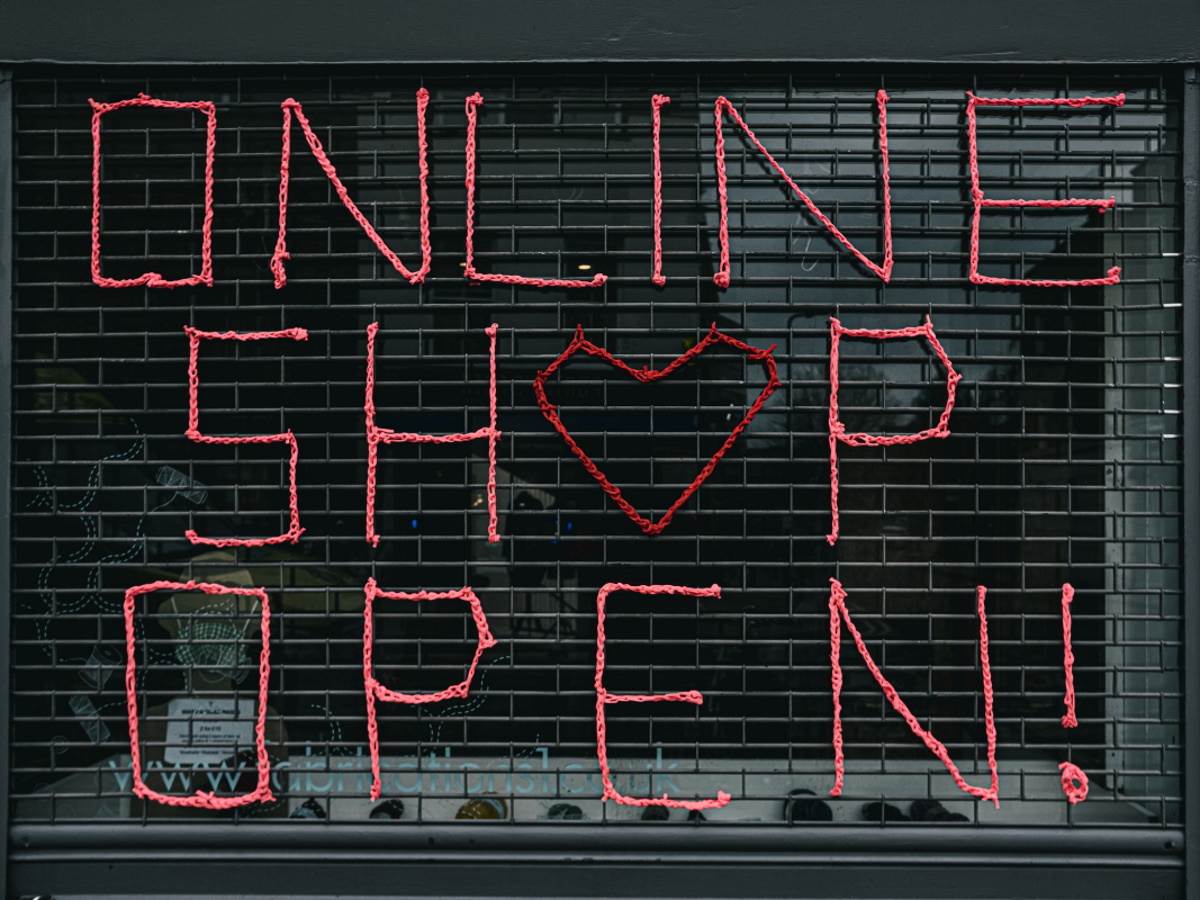 Znak otvoren Online shop 