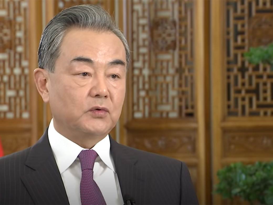  Vang Ji pozdravlja diplomatski rad Kine  