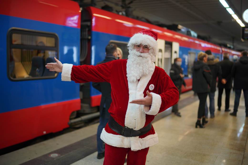  Novogodišnje iznenađenje za putnike Srbija voza  