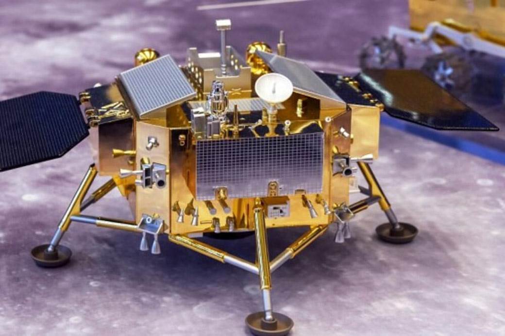  Kineska lunarna sonda detektuje na licu mesta površinsku vodu na Mesecu 