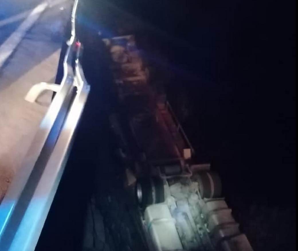  Orkanski vetar prevrnuo kamion u Hrvatskoj 