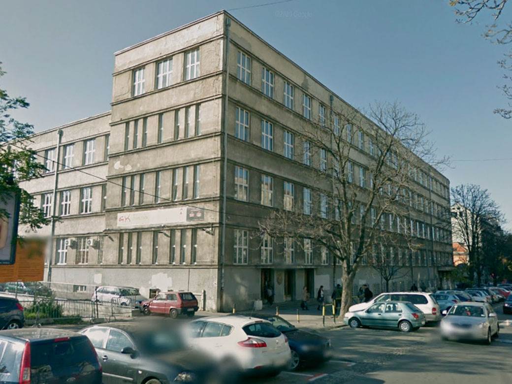  Hapšenje u Petoj beogradskoj gimnaziji 