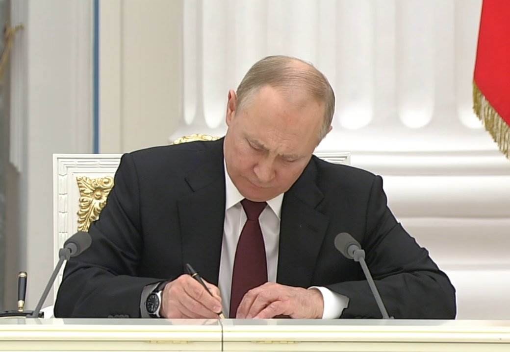  Putin priznao nezavisnost Donbasa 