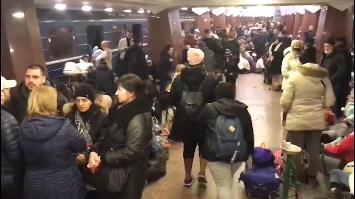  Građani Harkova se skrivali na stanici metroa 