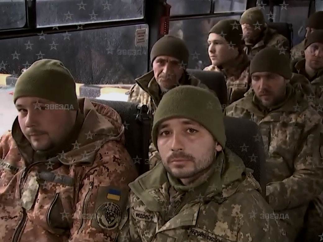  Ukrajinski vojnici zarobljeni na Zmijskom ostrvu živi 