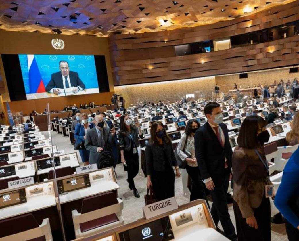  Ambasadori napustili konferenciju kada se pojavio Lavrov 
