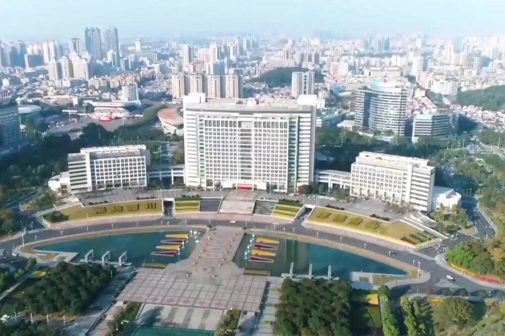  Grad Dongguan: Od „svetske fabrike“ do grada inovacija! 