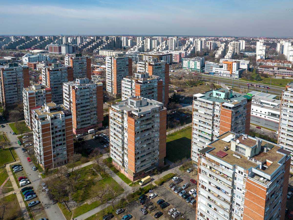  Ljudi u Srbiji se sele u Gradove 