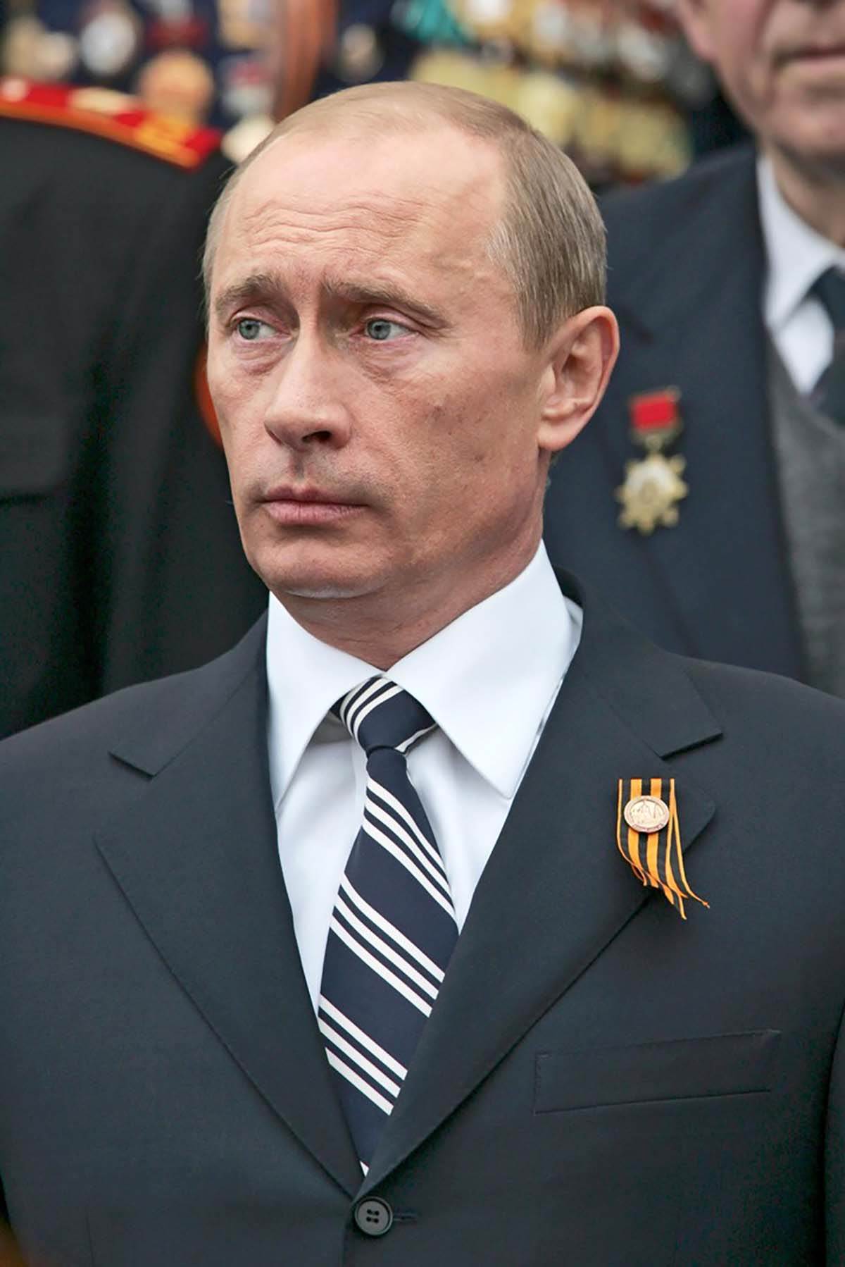  Vladimir Putin i njegovo bogatstvo 