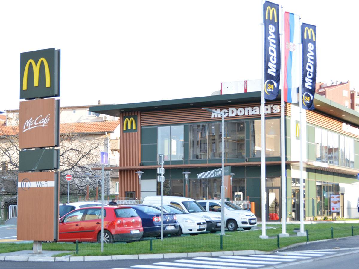  Danas je u Srbiji otvoren 32. McDonald’s restoran 