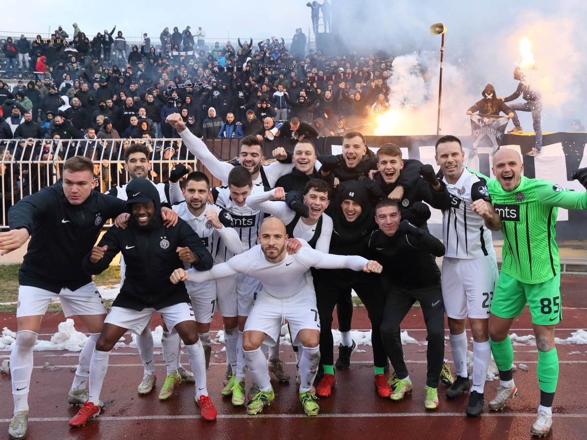  Partizan slavlje navijači 1 