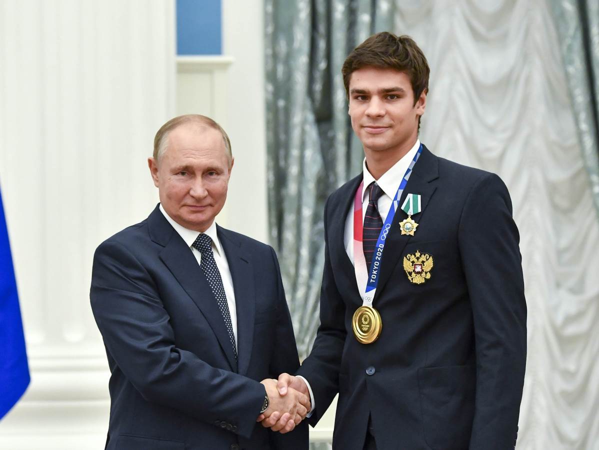  Ruski plivač Jevgenij Rilov pruža podršku Putinu 