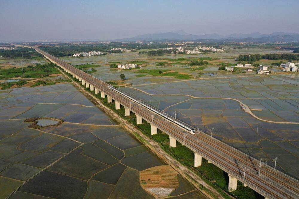  NOVA INFRASTRUKTURA U Kini 358 kilometara nove brze pruge u prva četiri meseca 