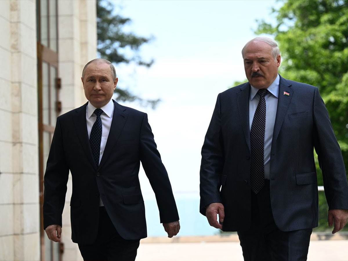  Putin i Lukašenko se rugali Zapadu 