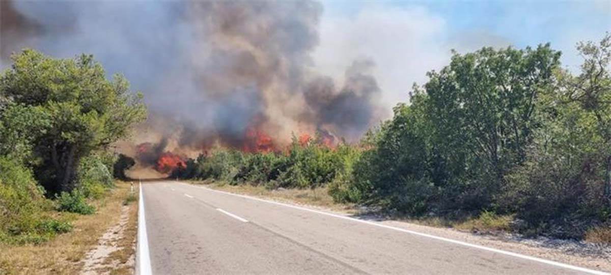  Požar u Hrvatskoj kod Šibenika 