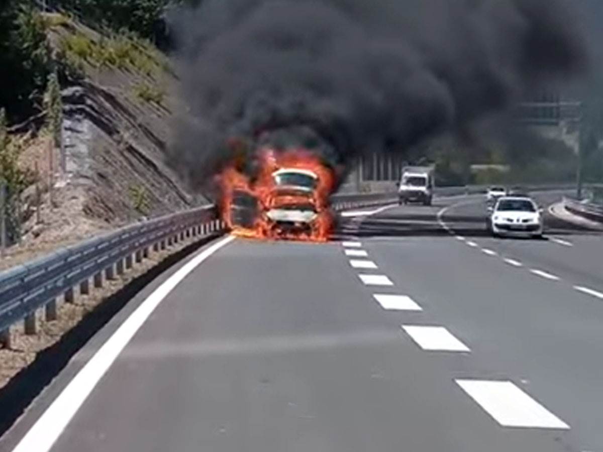 Nesreća na auto putu u Crnoj Gori 