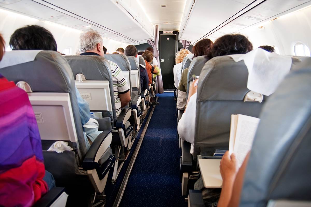  Zašto treba da sedite na levoj strani aviona 
