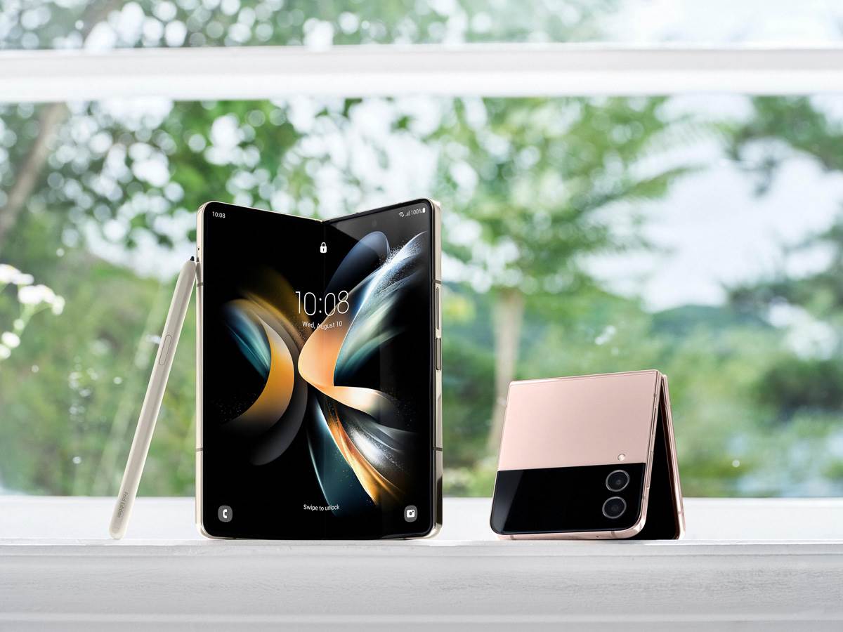  Predstavljamo vam novu generaciju Samsung Galaxy Z Flip4 i Galaxy Z Fold4 telefona 
