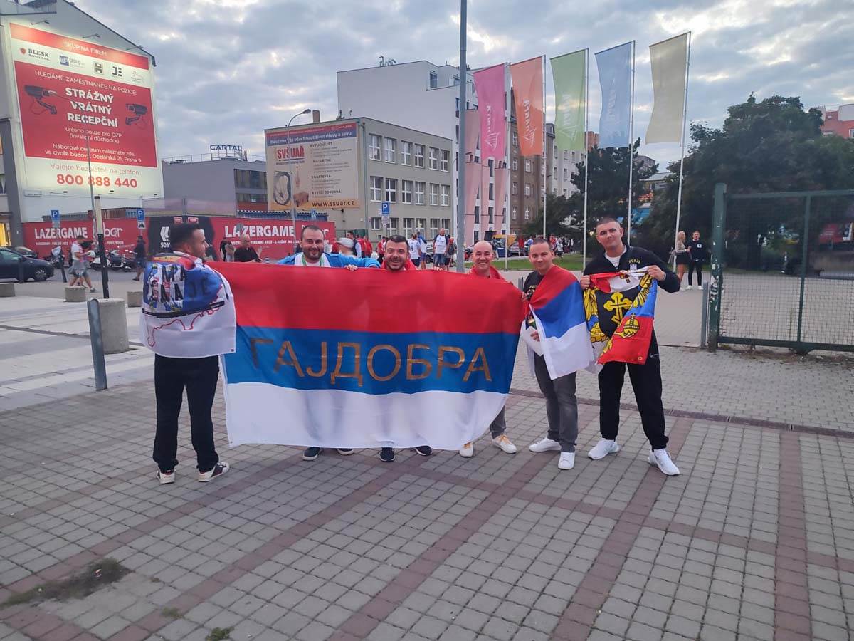  Navijači Srbije na Eurobasketu pred meč sa Holandijom 