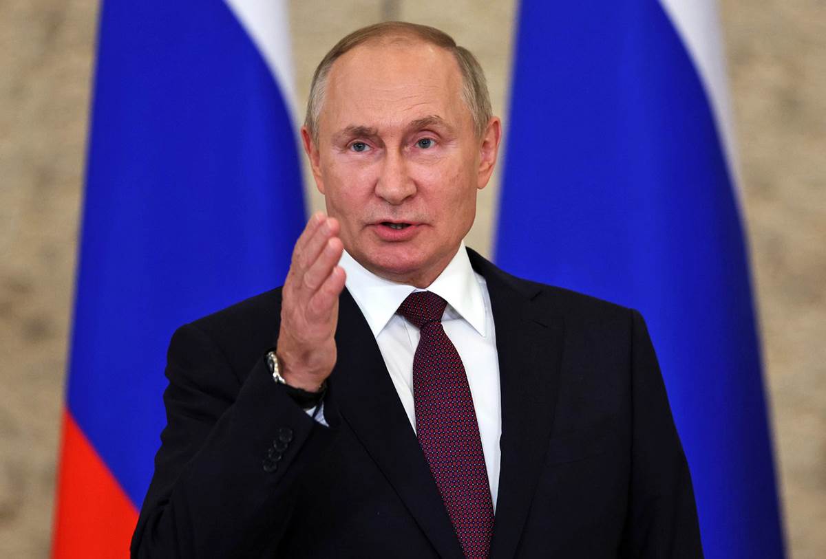  Vladimir Putin slavi zbog 2 fronta na Bliskom istoku 
