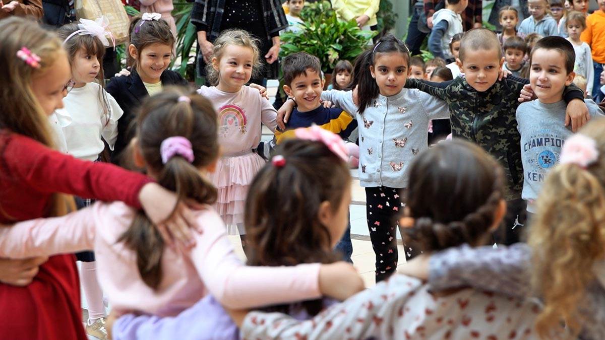  "UČIMO DA SE DRUŽIMO": Održan festival dečje radosti u okviru Festivala mentalnog zdravlja 