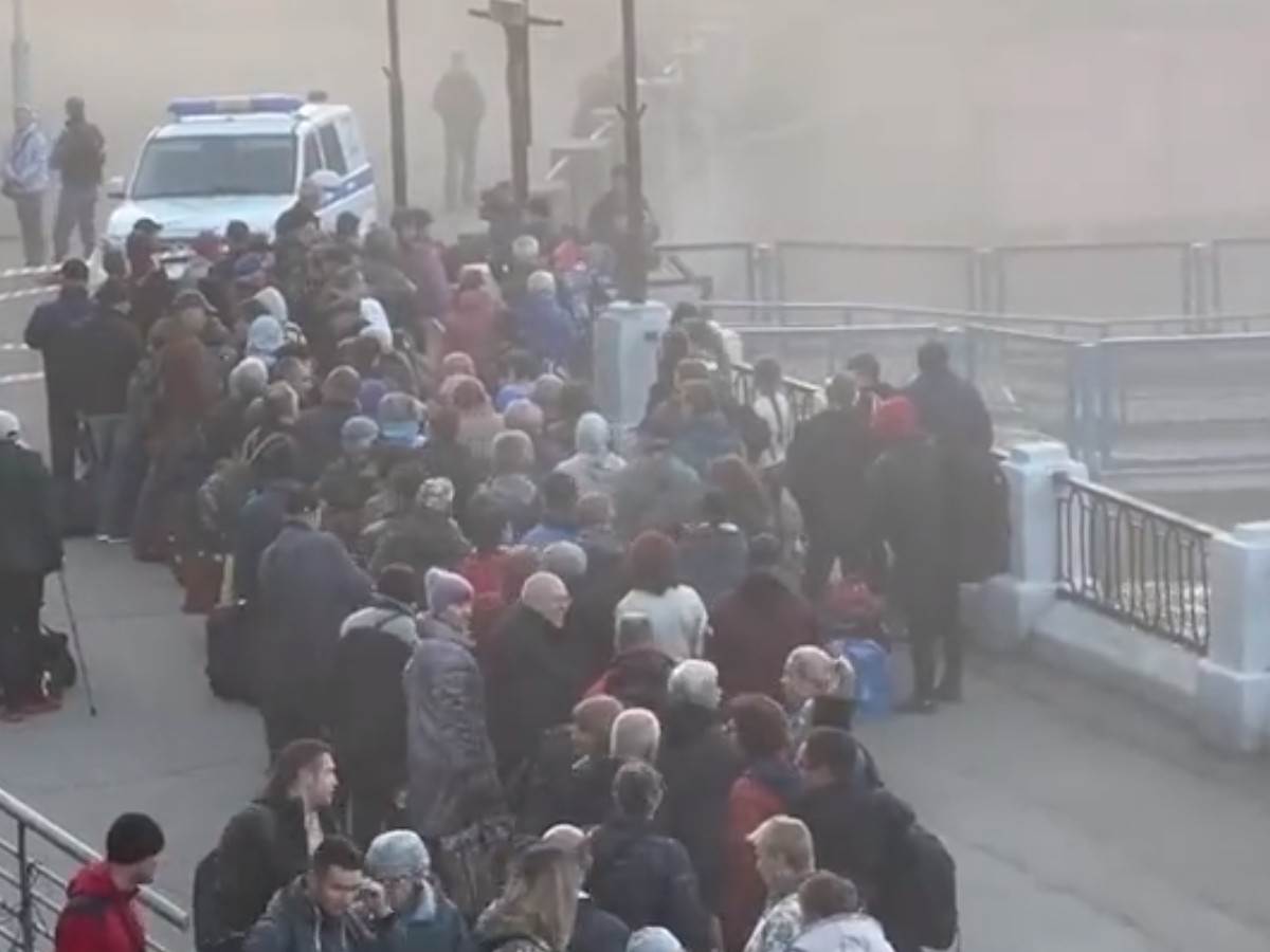  Prvi snimci evakuacije civila iz Hersona 