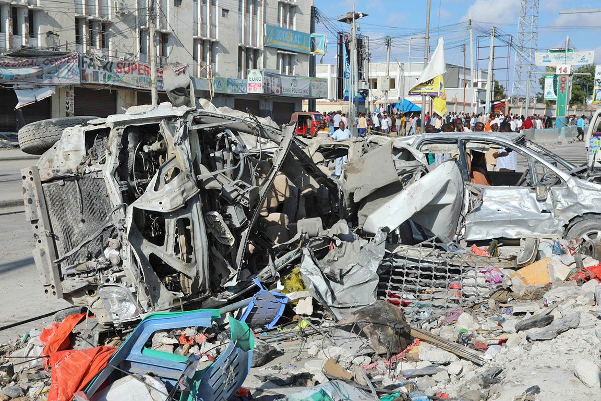  Eksplozija vozila u Somaliji preko 100 poginulih 