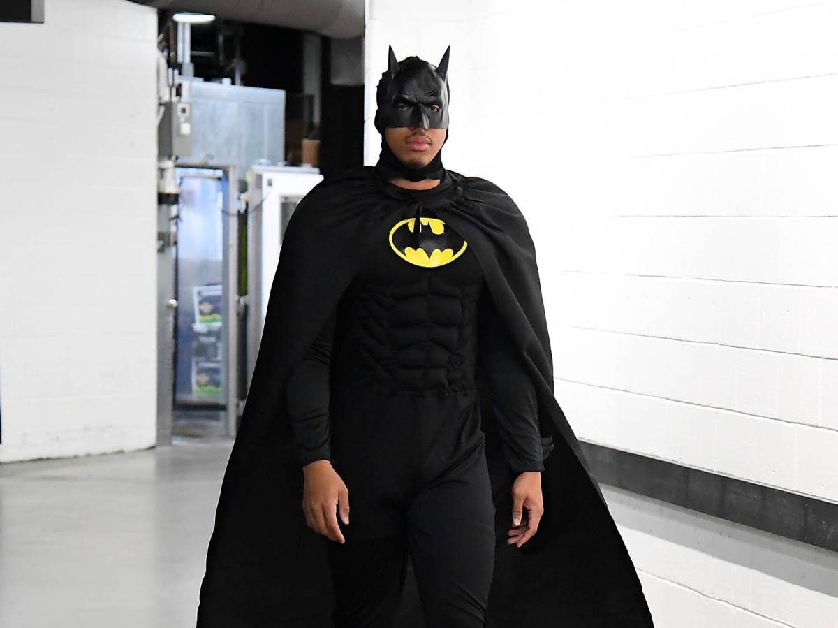  Grent Vilijams iz Bostona obučen kao Betmen 