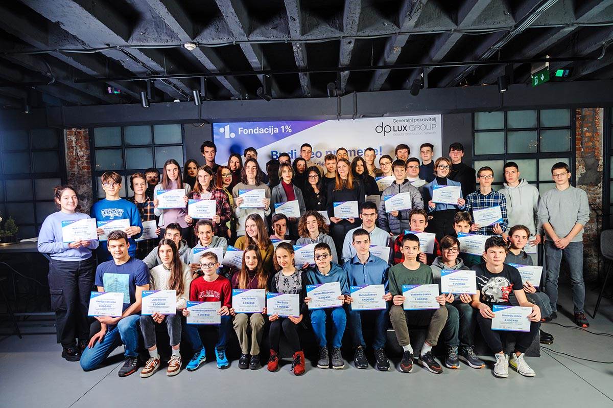  Nagrađeni najuspešniji mladi naučnici Srbije.jpg 