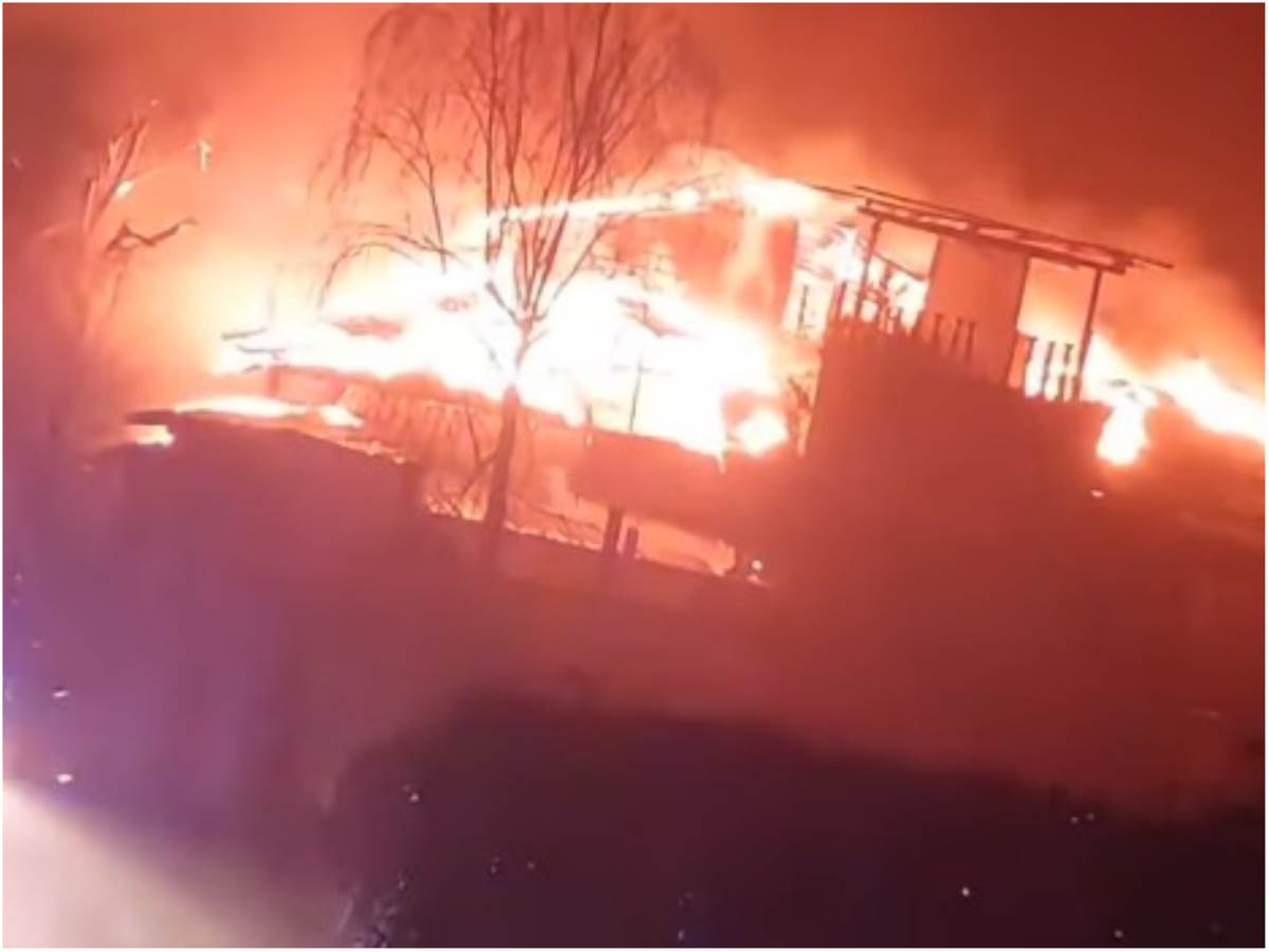  Požar u diskoteci u Novom Sadu 