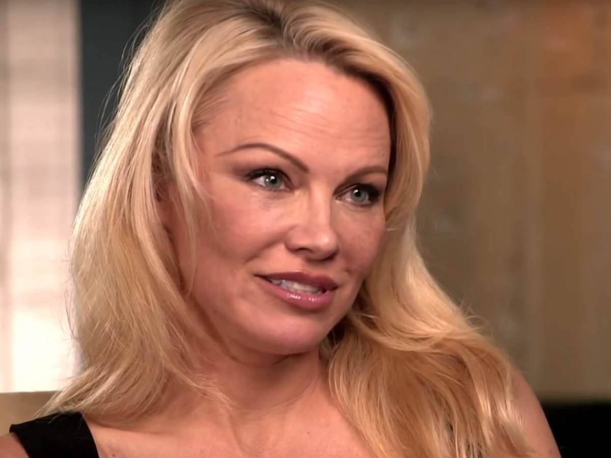  Pamela Anderson pokušala da ubije dadilju 
