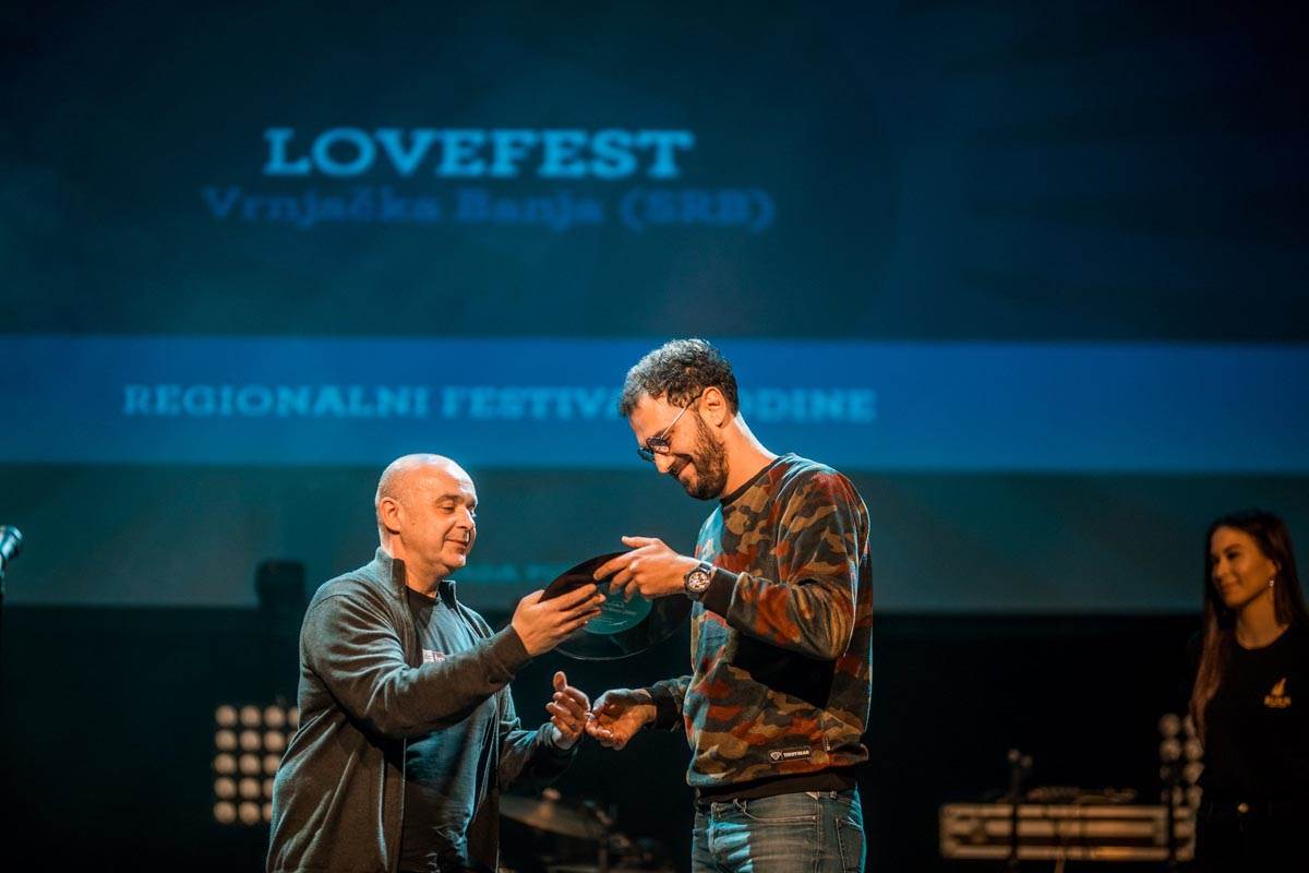 Lovefest i zvanično 35. festival na svetu! 