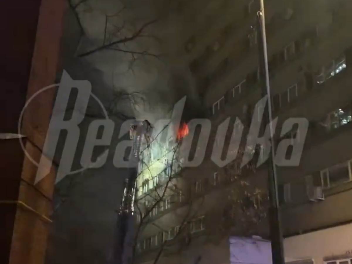  Požar u hotelu u Moskvi 