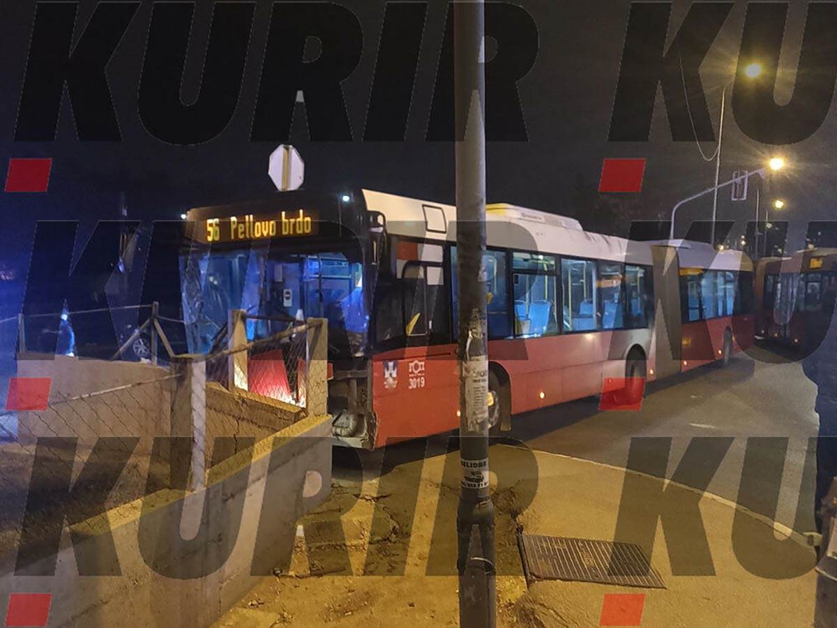  Vozač autobusa preminuo tokom vožnje u Beogradu 