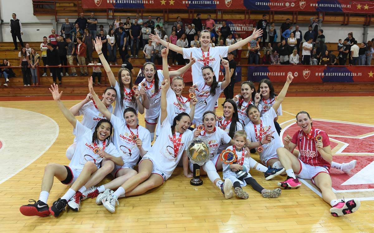  Košarkašice Zvezde šampionke Srbije 2023 