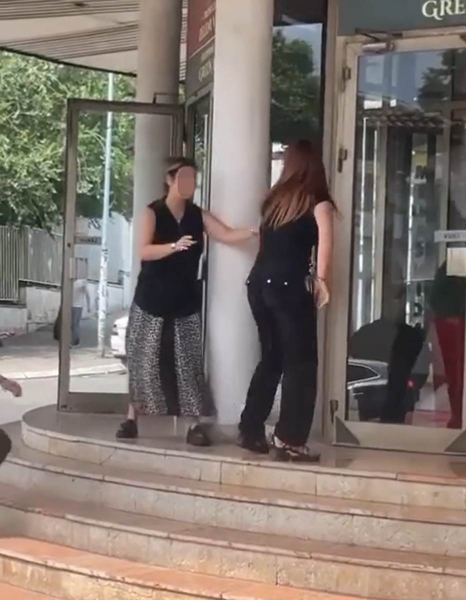  Žena tukla devojčicu u centru Beograda 