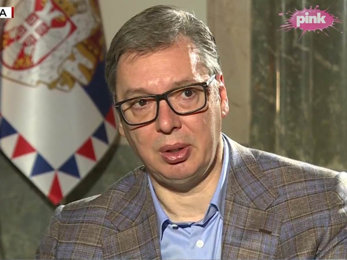  Aleksandar Vučić o pvoređenima u školi Vladislav Ribnikar i u Mladenovcu 