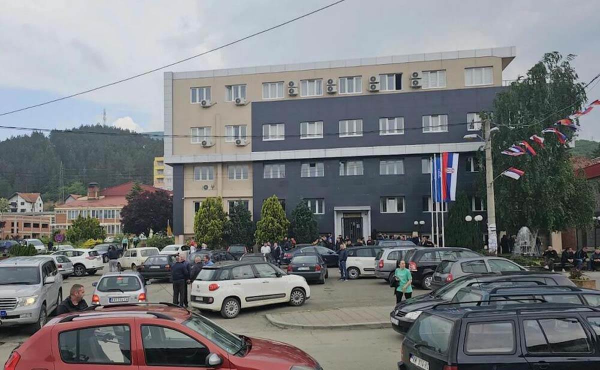  Sirene za uzbunu u Severnoj Mitrovici 