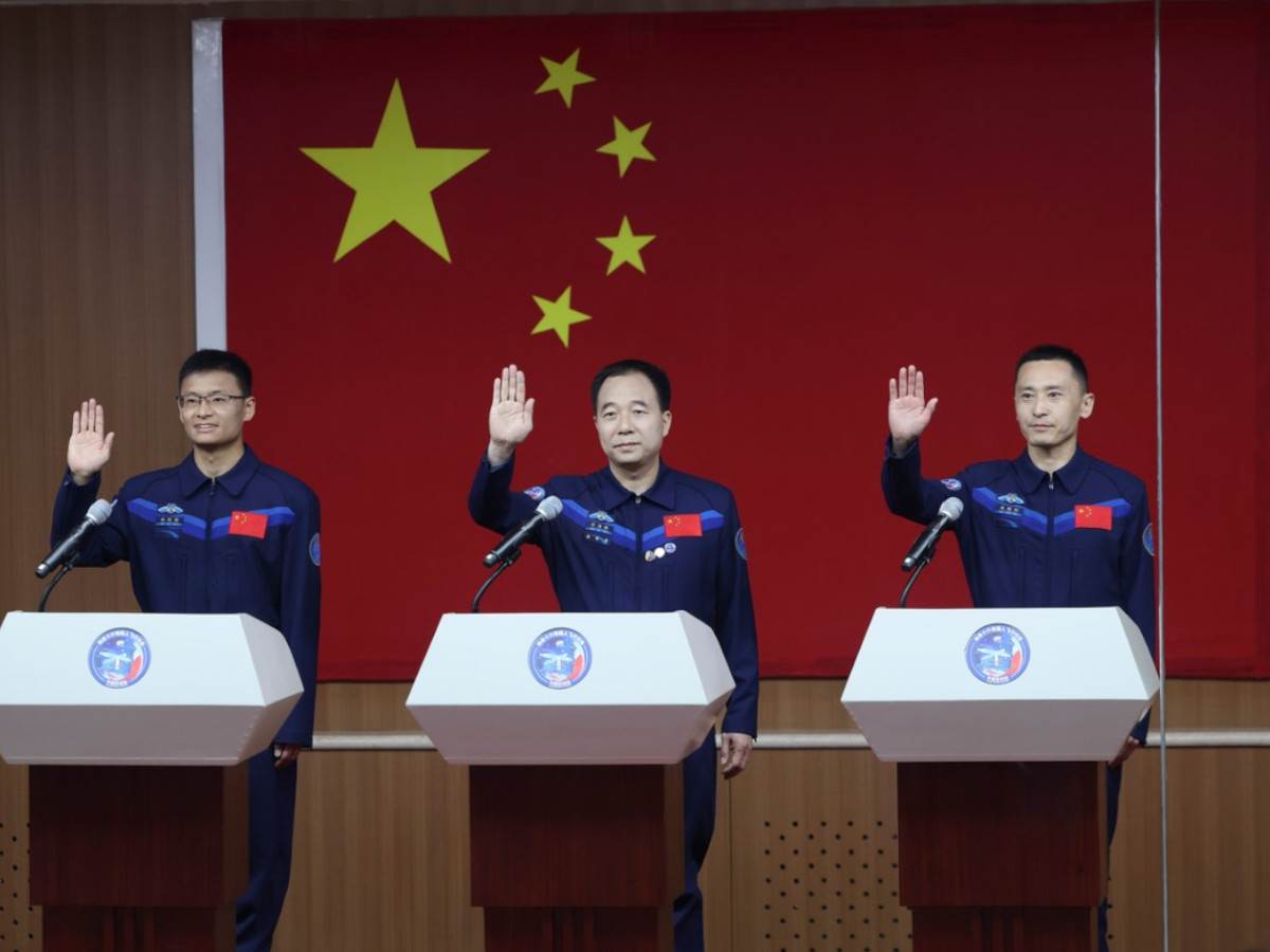  Kina šalje prvog civila u svemir 