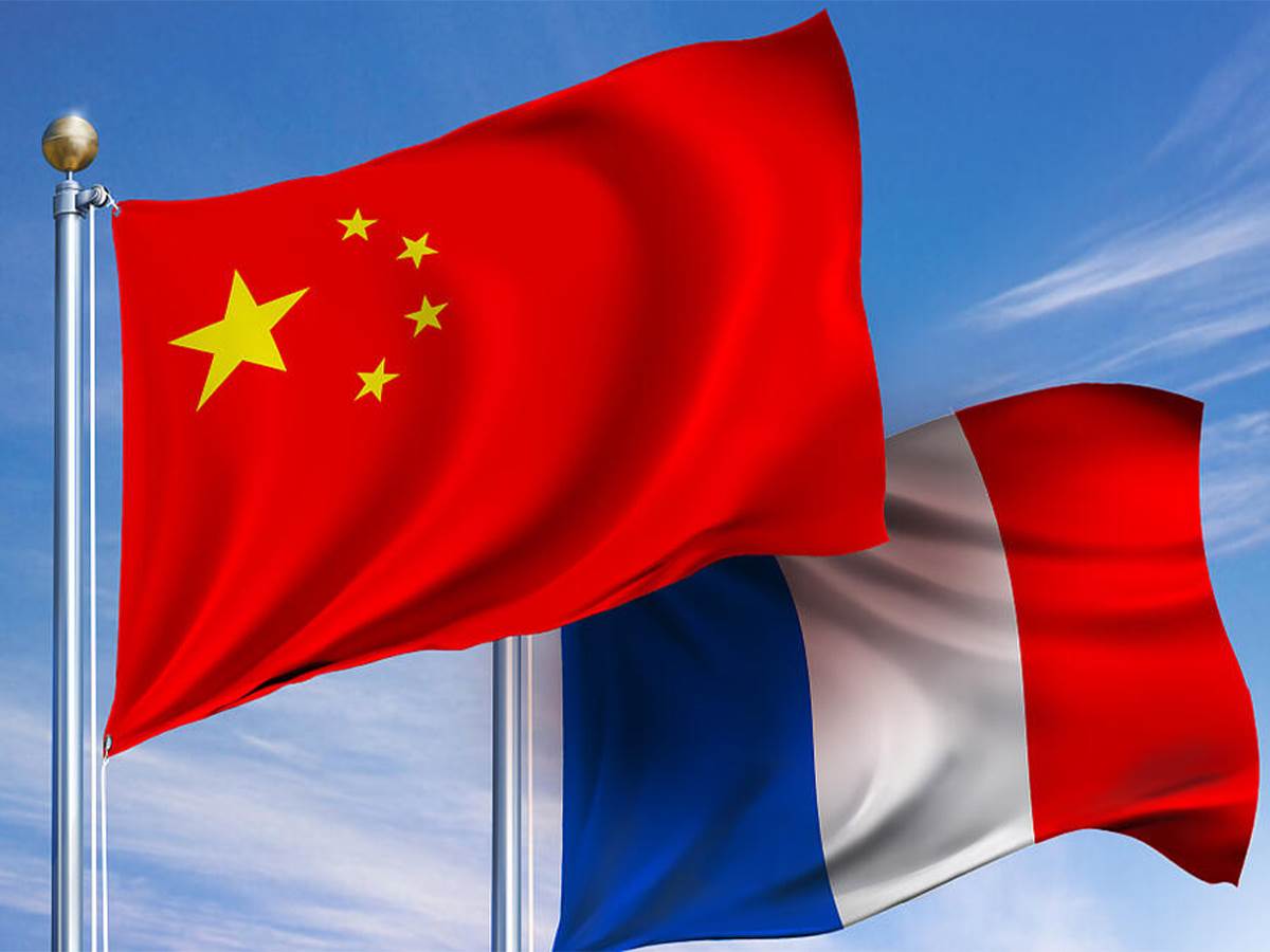  Li Ćijang: Predlog u tri tačke o saradnji Kine i Francuske 